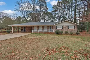 886 Oakhill Ct, Stone Mountain, GA 30087 - Photo 1