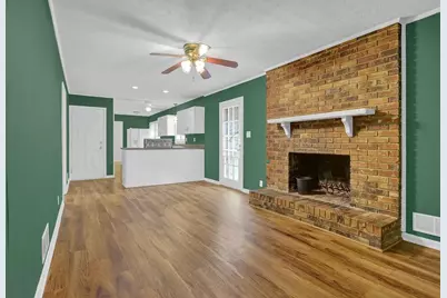 886 Oakhill Court, Stone Mountain, GA 30087 - Photo 10