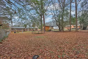 886 Oakhill Ct, Stone Mountain, GA 30087 - Photo 30