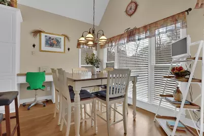 5252 Deep Springs Drive, Stone Mountain, GA 30087 - Photo 10