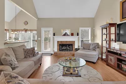 5252 Deep Springs Drive, Stone Mountain, GA 30087 - Photo 8