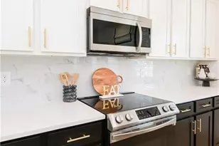 7255 Millbrae Walk, Flowery Branch, GA 30542 - Photo 18