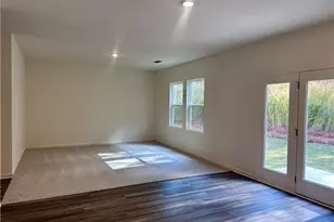 217 Bandimere Pkwy, Dallas, GA 30157 - Photo 6