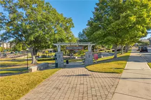 1954 Sanford Dr, Atlanta, GA 30318 - Photo 34