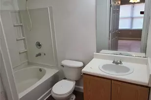 6101 Fairington Village Dr, Lithonia, GA 30038 - Photo 8