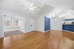 2128 Carefree Cir, Marietta, GA 30062 - Photo 6