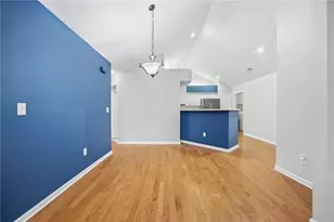 2128 Carefree Cir, Marietta, GA 30062 - Photo 10