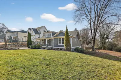 86 Woodstock Road, Roswell, GA 30075 - Photo 2