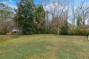 1701 Rugby Rd, Marietta, GA 30062 - Photo 38