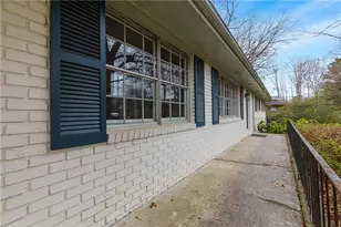 1701 Rugby Rd, Marietta, GA 30062 - Photo 6