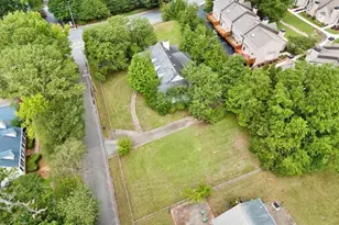 1917 Defoor Ave, Atlanta, GA 30318 - Photo 4