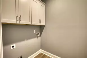 853 Pearl St, Madison, GA 30650 - Photo 36