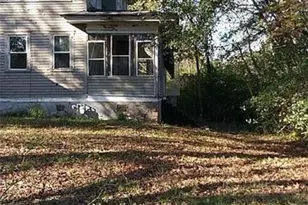 114 E Adams St, Sparta, GA 31087 - Photo 2