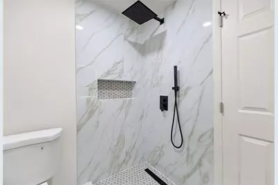 150 N Pond Court, Roswell, GA 30076 - Photo 36