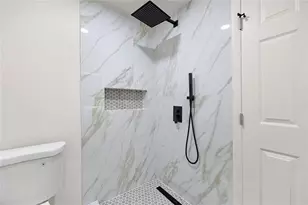 150 N Pond Ct, Roswell, GA 30076 - Photo 36