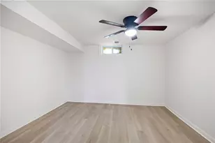 150 N Pond Ct, Roswell, GA 30076 - Photo 44