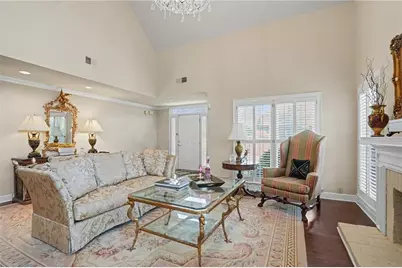 4438 Dobbs Crossing, Marietta, GA 30068 - Photo 4