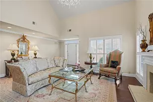 4438 Dobbs Crossing, Marietta, GA 30068 - Photo 4