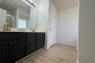 3720 Crescent Walk Ln, Suwanee, GA 30024 - Photo 8