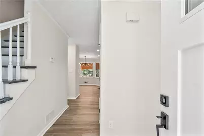 1559 Fieldgreen Overlook, Stone Mountain, GA 30088 - Photo 2