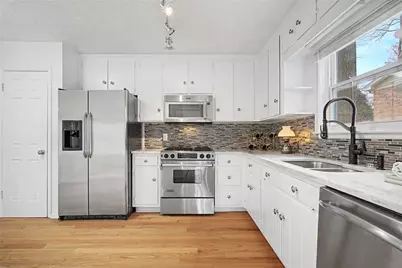 5060 Maryland Drive NW, Acworth, GA 30101 - Photo 2