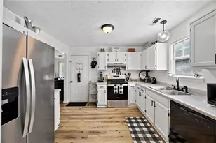 469 Village Cir, Stockbridge, GA 30281 - Photo 8