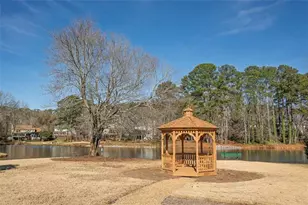 151 Lakeside Dr NW, Kennesaw, GA 30144 - Photo 46