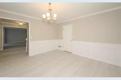 151 Lakeside Drive NW, Kennesaw, GA 30144 - Photo 12