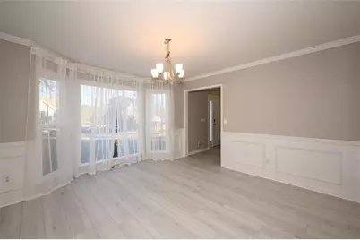 151 Lakeside Drive NW, Kennesaw, GA 30144 - Photo 4