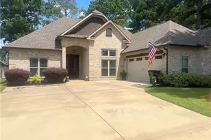 100 Newport Ave, Kathleen, GA 31047 - Photo 1