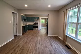 363 N 16th St, Griffin, GA 30223 - Photo 14