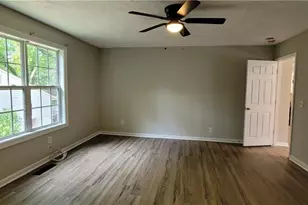 363 N 16th St, Griffin, GA 30223 - Photo 18