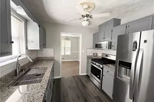 3331 Cottonwood Ln, Snellville, GA 30078 - Photo 10