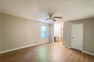 3331 Cottonwood Ln, Snellville, GA 30078 - Photo 16