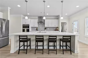 1304 Honeysuckle Ln, Hoschton, GA 30548 - Photo 8