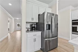 1304 Honeysuckle Ln, Hoschton, GA 30548 - Photo 14