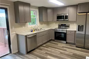 5471 Martins Crossing Rd, Stone Mountain, GA 30088 - Photo 6