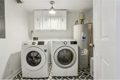 6118 Barfield Road, Atlanta, GA 30328 - Photo 32