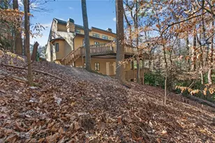 365 Crosstree Ln, Sandy Springs, GA 30328 - Photo 38