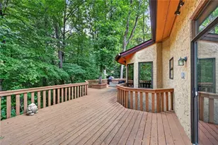 365 Crosstree Ln, Sandy Springs, GA 30328 - Photo 38