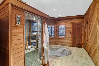 365 Crosstree Lane, Sandy Springs, GA 30328 - Photo 26