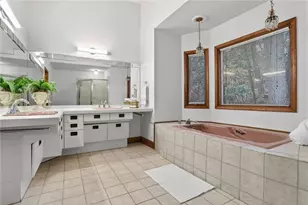 365 Crosstree Ln, Sandy Springs, GA 30328 - Photo 20