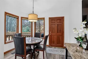 365 Crosstree Ln, Sandy Springs, GA 30328 - Photo 14
