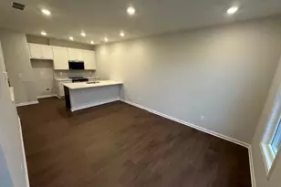 1369 Breezy Circle SE, Atlanta, GA 30315 - Photo 2