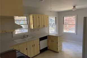 1455 N Amanda Cir NE, Atlanta, GA 30329 - Photo 14