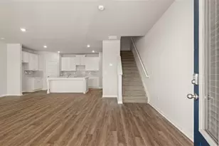 307 Tate St, Monroe, GA 30655 - Photo 8