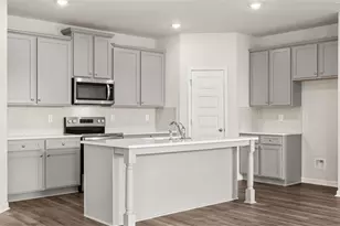 912 Stow Ln, Monroe, GA 30655 - Photo 8