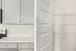 912 Stow Ln, Monroe, GA 30655 - Photo 8