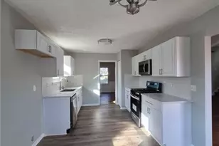 266 Phoenix Dr, Lawrenceville, GA 30044 - Photo 4