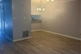 3512 Kennesaw Station Dr NW, Kennesaw, GA 30144 - Photo 8